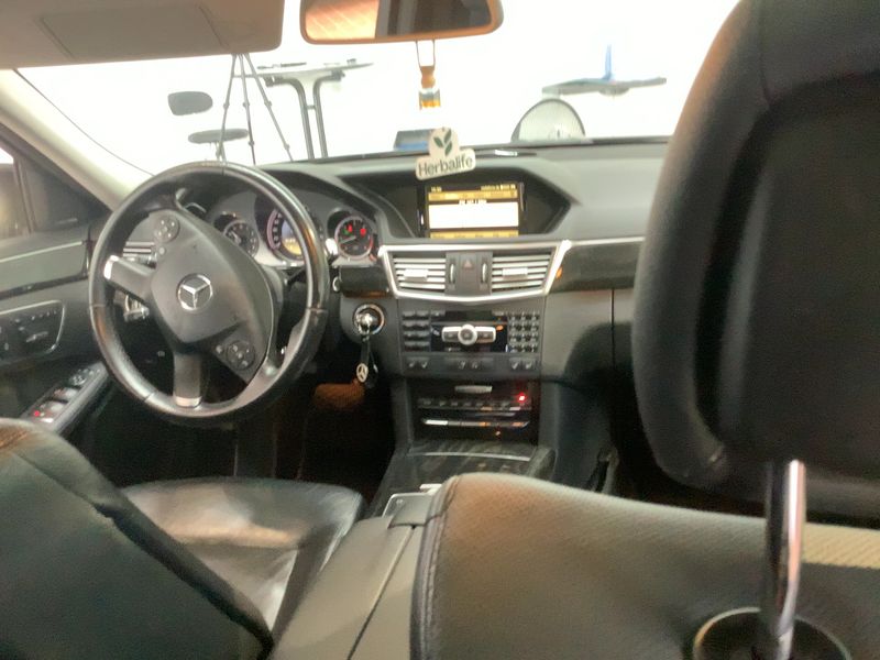 Mercedes-Benz E-Klasse E 350 CDI T Avantgarde 2011 – снимка 17