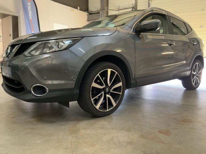Nissan Qashqai 1.5 Turbodiesel Tekna — zdjęcie 2