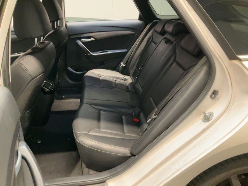 Hyundai i40 1.7 CRDi Premium — zdjęcie 14
