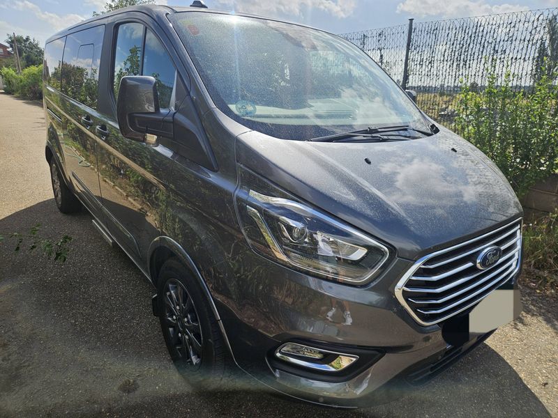 Ford Tourneo Custom 2.0 TDCi 320 L2 Tourneo Titanium — zdjęcie 6
