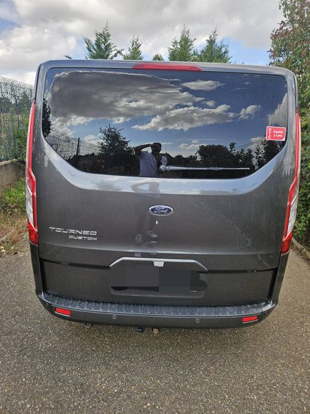 Ford Tourneo Custom 2.0 TDCi 320 L2 Tourneo Titanium — zdjęcie 4