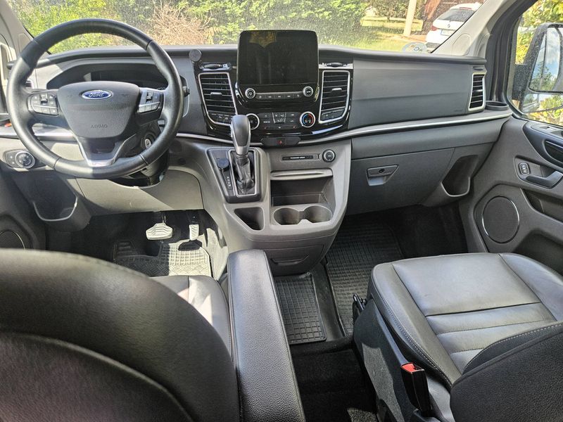 Ford Tourneo Custom 2.0 TDCi 320 L2 Tourneo Titanium — zdjęcie 11