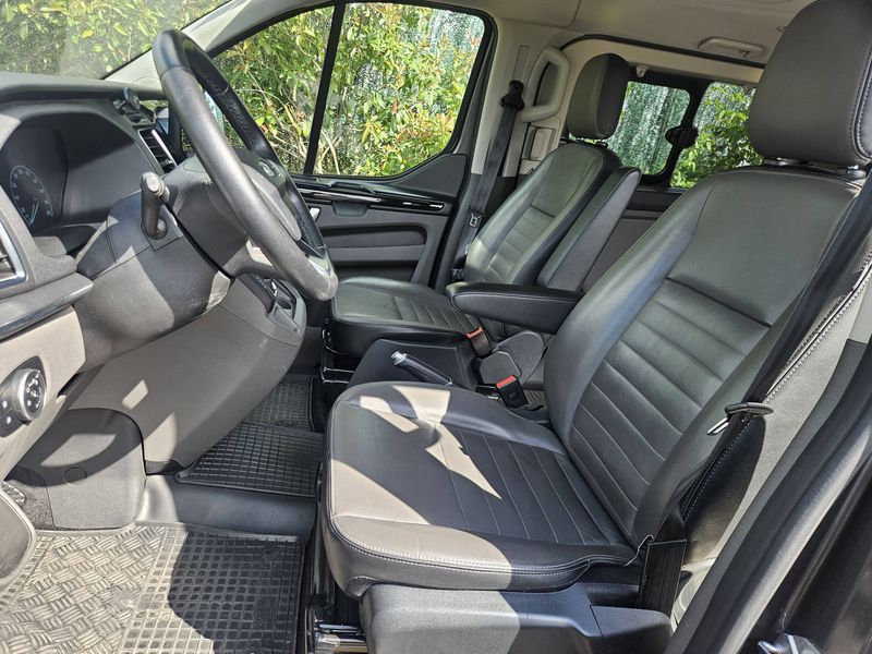 Ford Tourneo Custom 2.0 TDCi 320 L2 Tourneo Titanium — zdjęcie 10