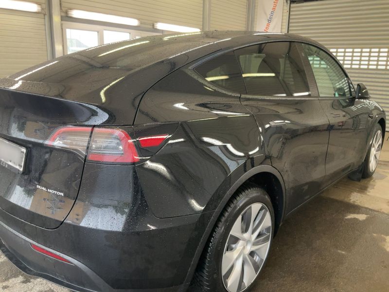Tesla Model Y Max Range Dual AWD AWD — zdjęcie 6