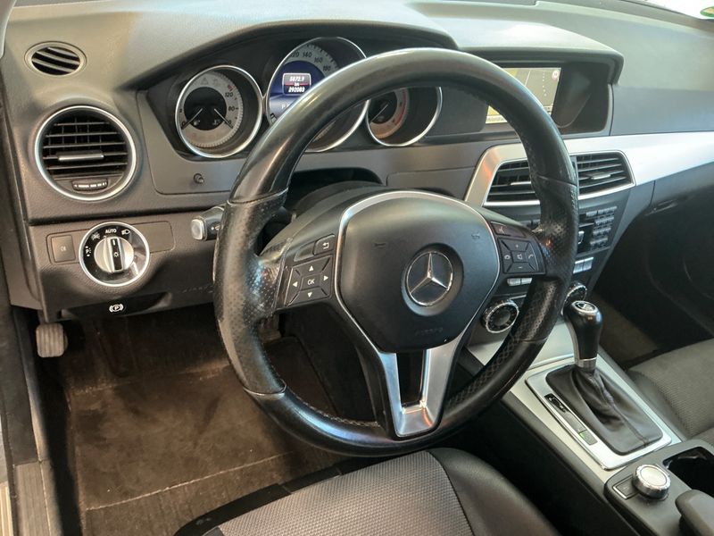 Mercedes-Benz C-Klasse C 220 CDI T BlueEfficiency Avantgarde 2013 – снимка 23