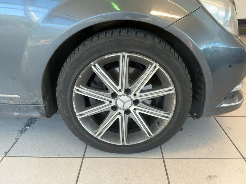 Mercedes-Benz C-Klasse C 220 CDI T BlueEfficiency Avantgarde 2013 – снимка 11