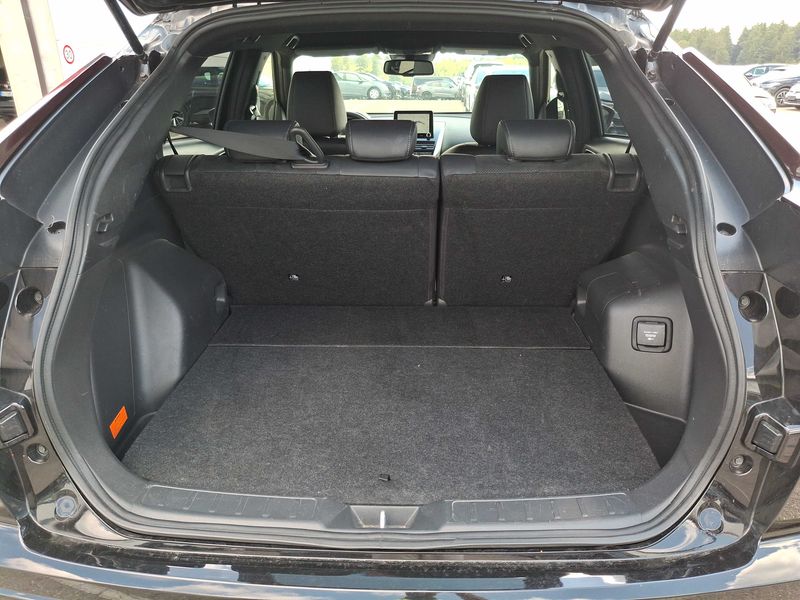 Mitsubishi Eclipse Cross 2.4 Plug-in Hybrid Plus Select 4WD — zdjęcie 9