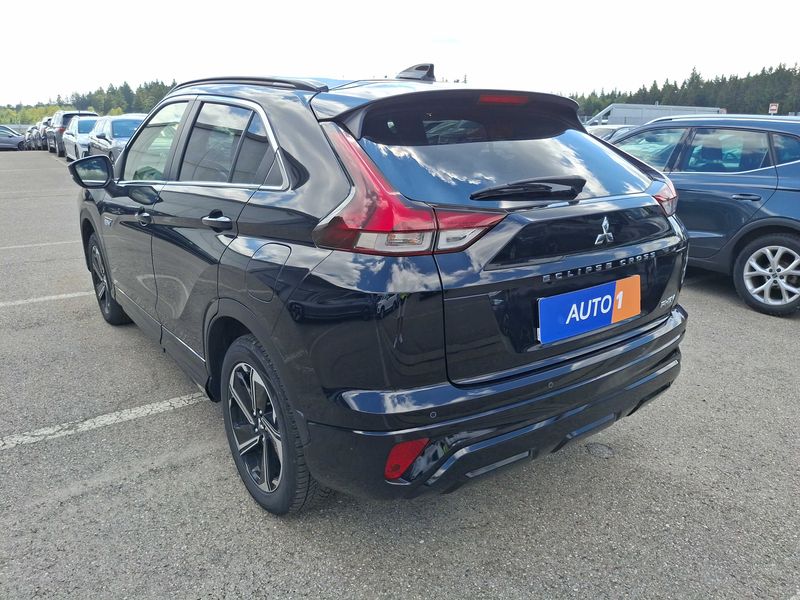 Mitsubishi Eclipse Cross 2.4 Plug-in Hybrid Plus Select 4WD — zdjęcie 3