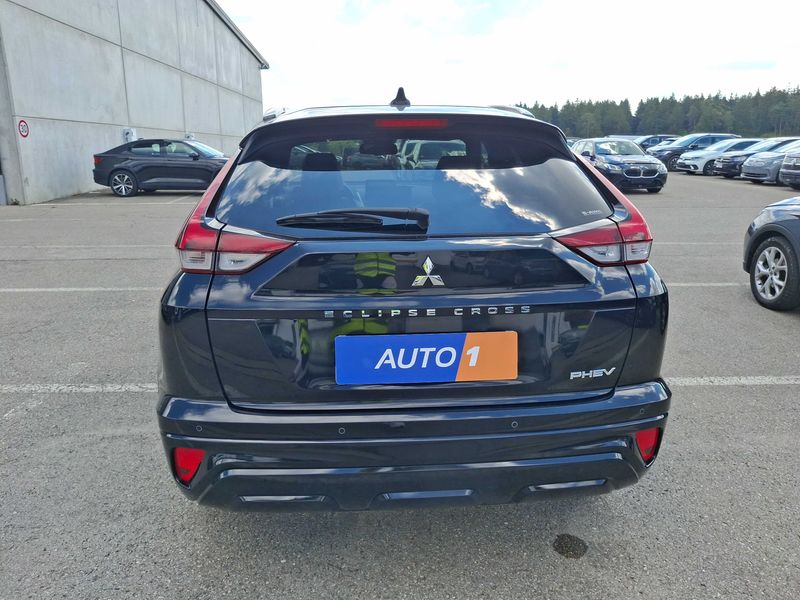Mitsubishi Eclipse Cross 2.4 Plug-in Hybrid Plus Select 4WD — zdjęcie 4