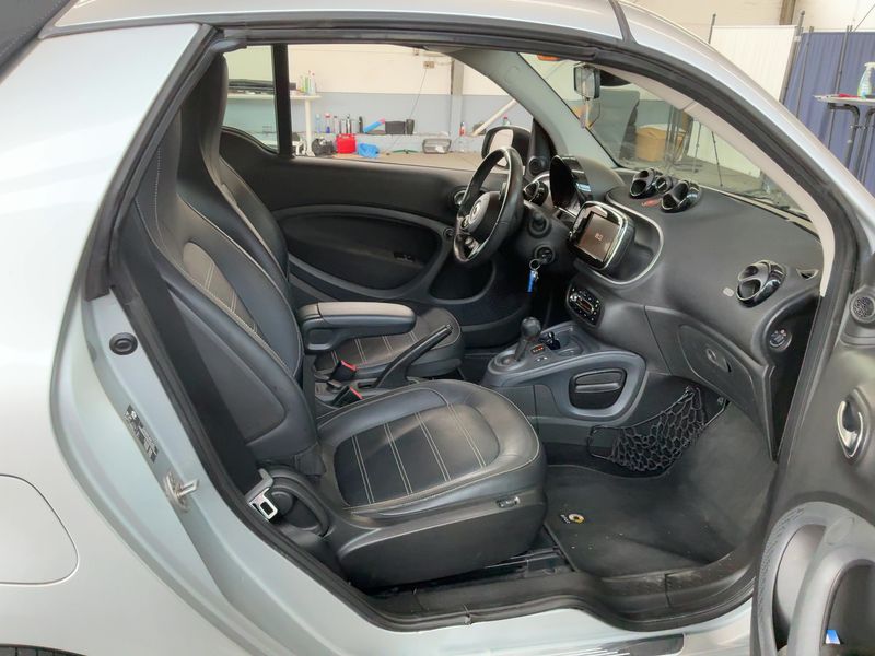 Smart fortwo 1.0 Basis Prime — zdjęcie 11