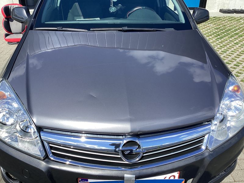 Opel Astra 1.6 Edition 2010 – снимка 82
