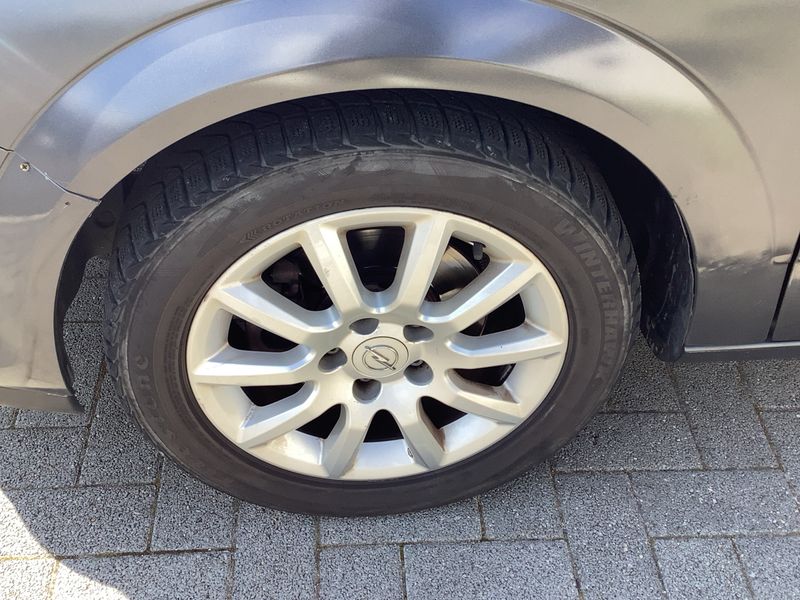 Opel Astra 1.6 Edition 2010 – снимка 3