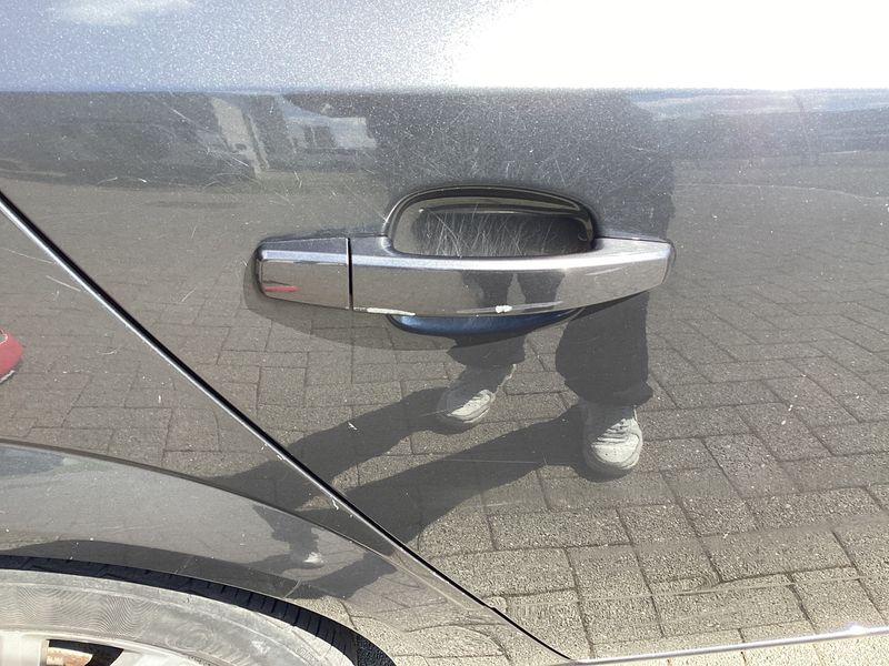 Opel Astra 1.6 Edition 2010 – снимка 29