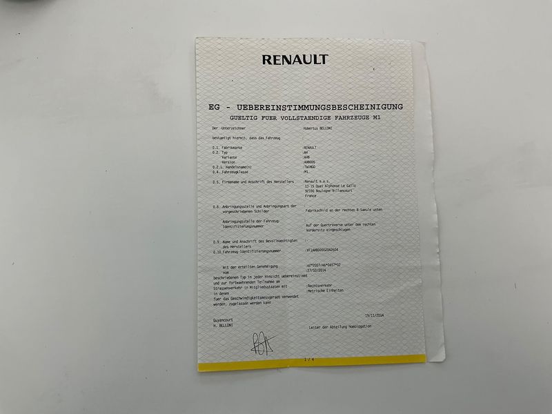 Renault Twingo 1.0 SCe Dynamique — zdjęcie 16