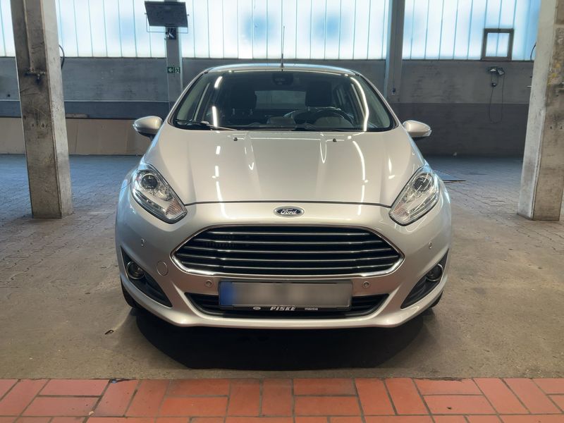 Ford Fiesta 1.0 EcoBoost Titanium — zdjęcie 9