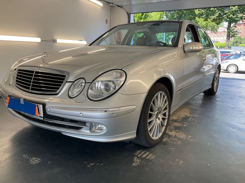 Mercedes-Benz E-Klasse E 240 Avantgarde