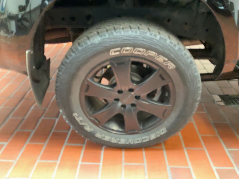 Nissan Navara NP-300 2.3 dCi N-Guard Double Cab 4x4 2019 – снимка 9