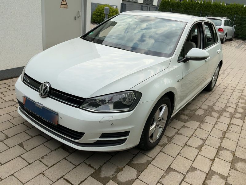 Volkswagen Golf VII 1.6 TDI Comfortline BlueMotion Tech 2015 – снимка 1