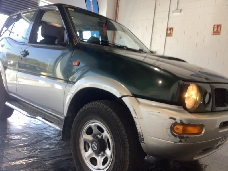 Nissan Terrano 2.7 Turbodiesel S — zdjęcie 8