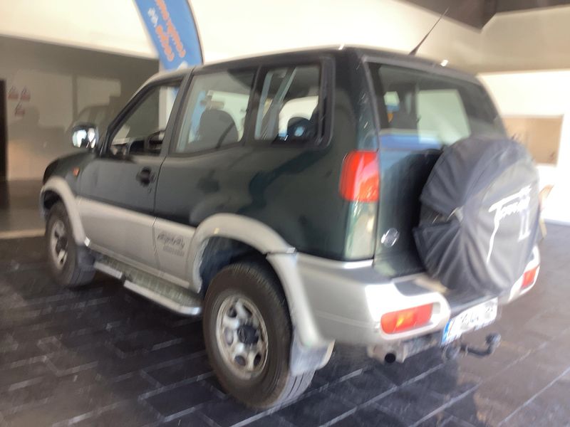 Nissan Terrano 2.7 Turbodiesel S — zdjęcie 3