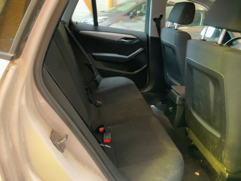 BMW X1 sDrive 18d Lounge — zdjęcie 14