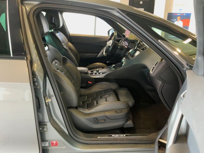 Citroen DS5 2.0 HDi Hybrid4 SportChic — zdjęcie 11