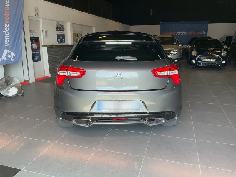 Citroen DS5 2.0 HDi Hybrid4 SportChic — zdjęcie 5