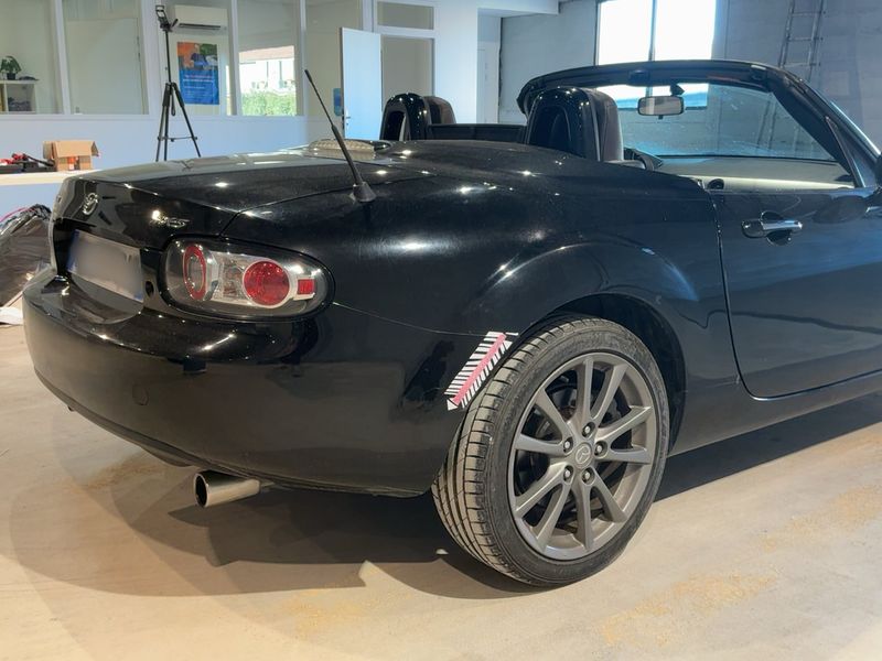 Mazda MX-5 1.8 Niseko Roadster Coupe — zdjęcie 6