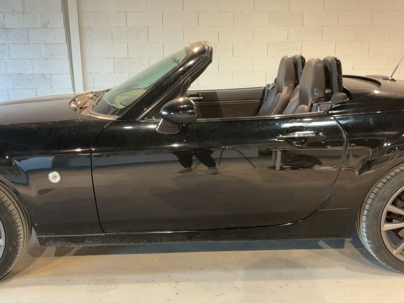 Mazda MX-5 1.8 Niseko Roadster Coupe — zdjęcie 4