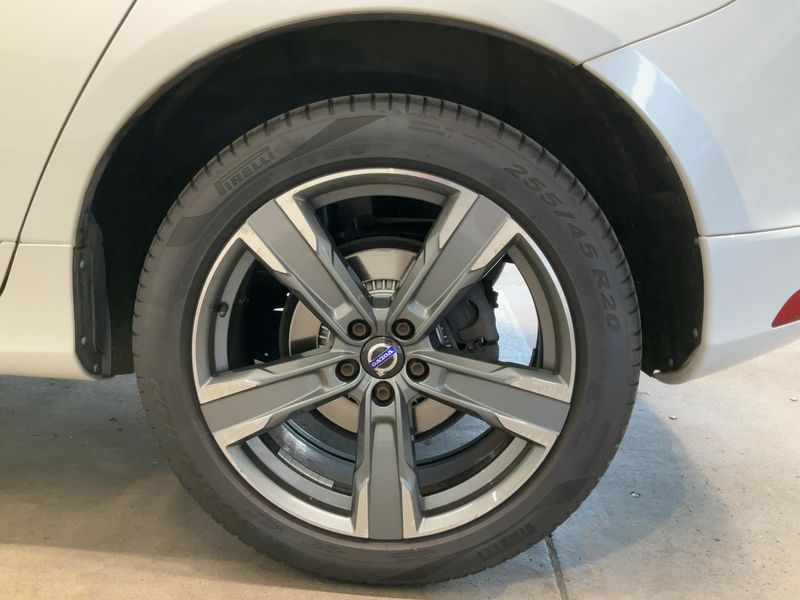 Volvo XC60 2.0 D4 Linje Inscription 2WD 2017 – снимка 5