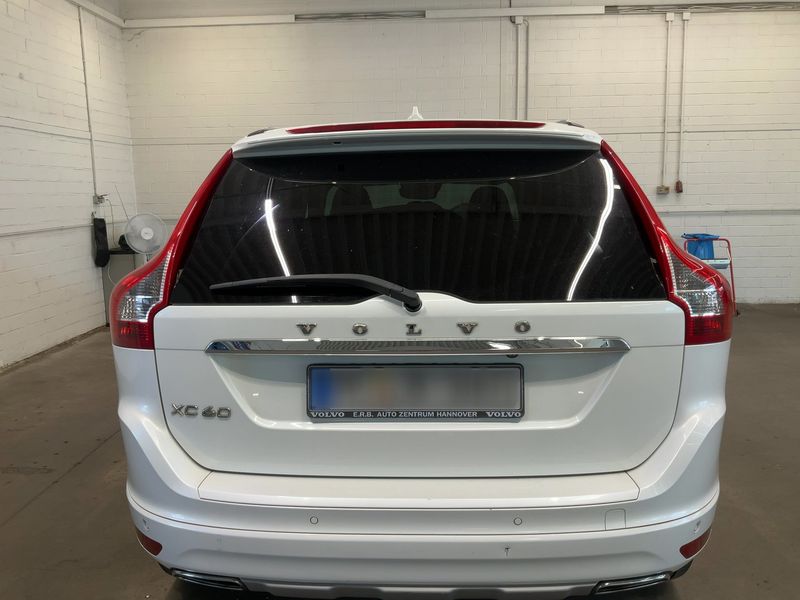 Volvo XC60 2.0 D4 Linje Inscription 2WD 2017 – снимка 7
