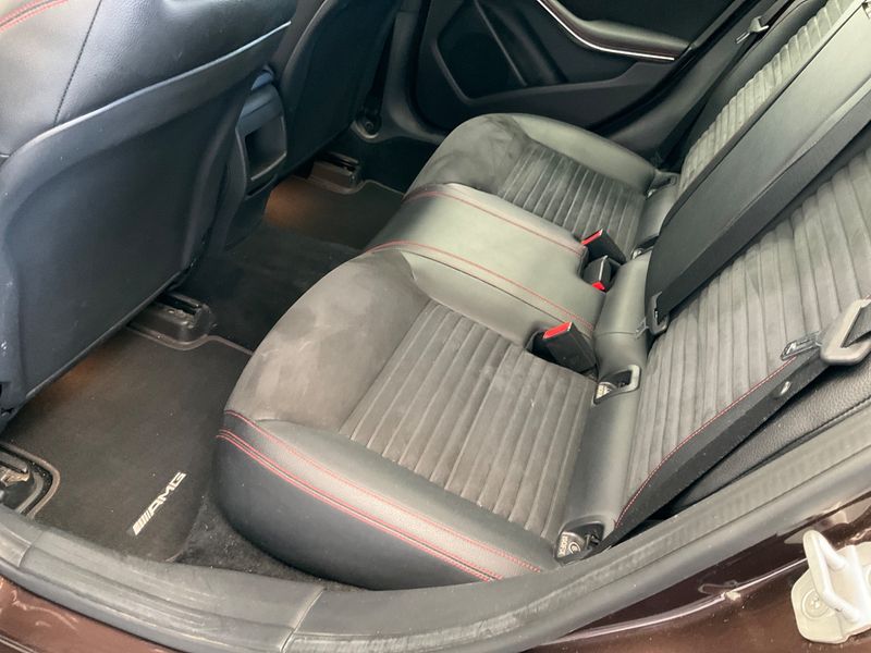 Mercedes-Benz GLA-Klasse GLA 220 d AMG Line 2015 – снимка 33