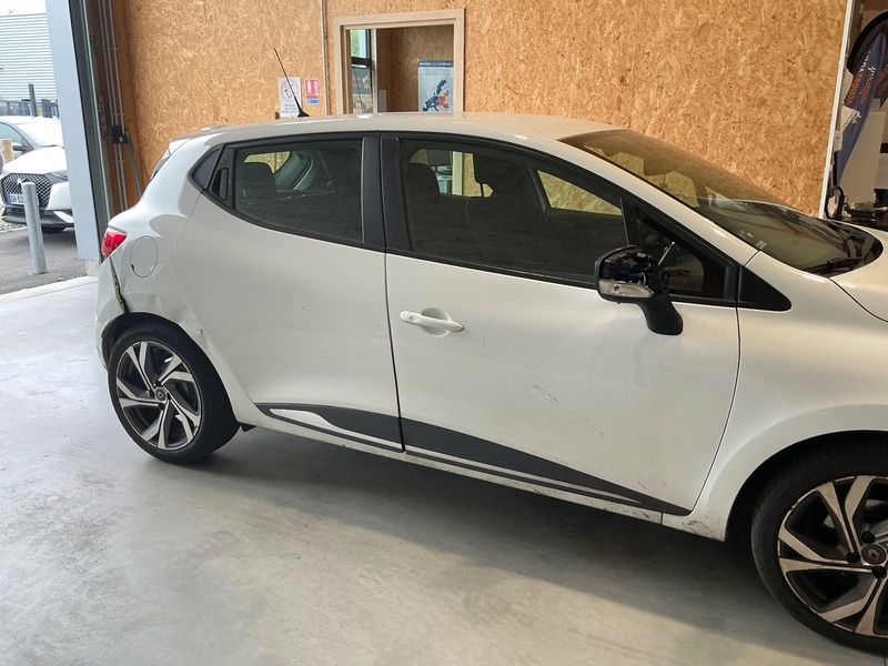 Renault Clio 1.2 Life — zdjęcie 7