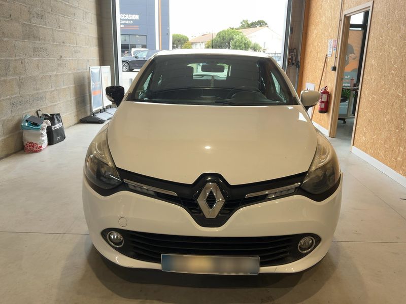Renault Clio 1.2 Life — zdjęcie 9