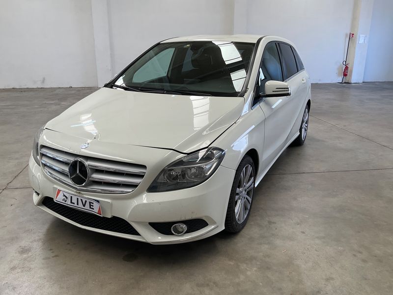 Mercedes-Benz B-Klasse B 180 CDI Executive 2013 – снимка 1