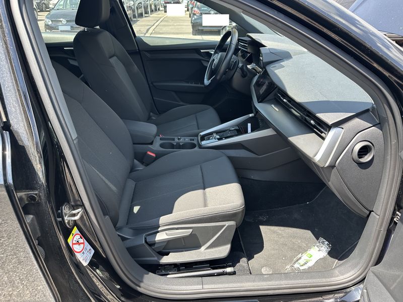 Audi A3 Sportback 30 TDI — zdjęcie 9