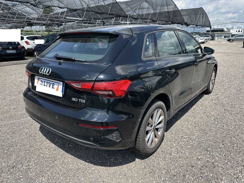 Audi A3 Sportback 30 TDI — zdjęcie 5