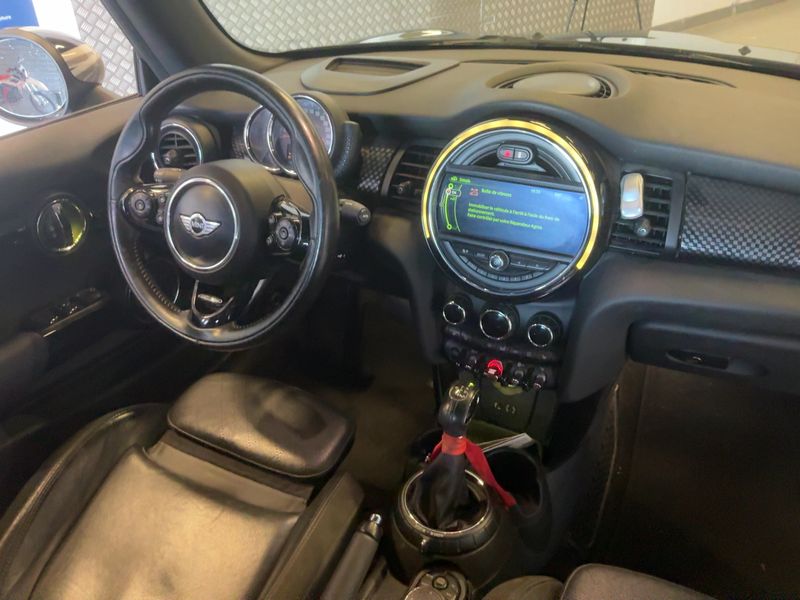 MINI Cabrio Cooper S John Cooper Works — zdjęcie 12