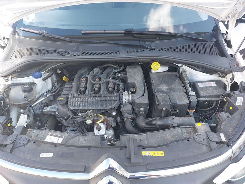 Citroen C3 1.2 PureTech Société Feel Nav — zdjęcie 8