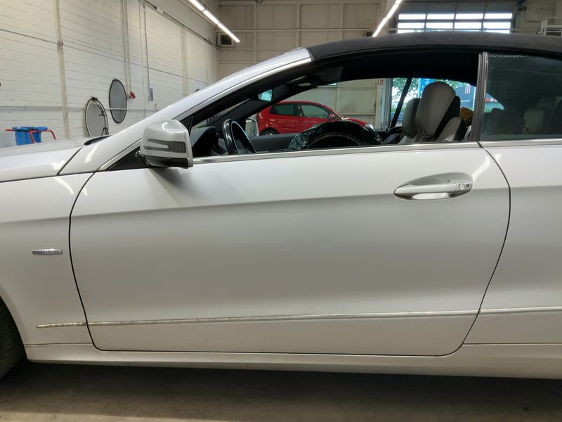 Mercedes-Benz E-Klasse E 250 CGI BlueEfficiency Avantgarde — zdjęcie 4