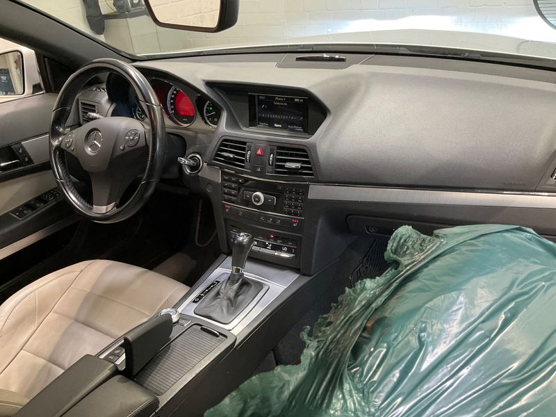 Mercedes-Benz E-Klasse E 250 CGI BlueEfficiency Avantgarde — zdjęcie 12