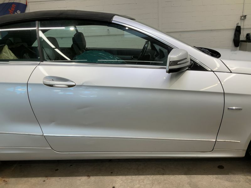 Mercedes-Benz E-Klasse E 250 CGI BlueEfficiency Avantgarde — zdjęcie 7