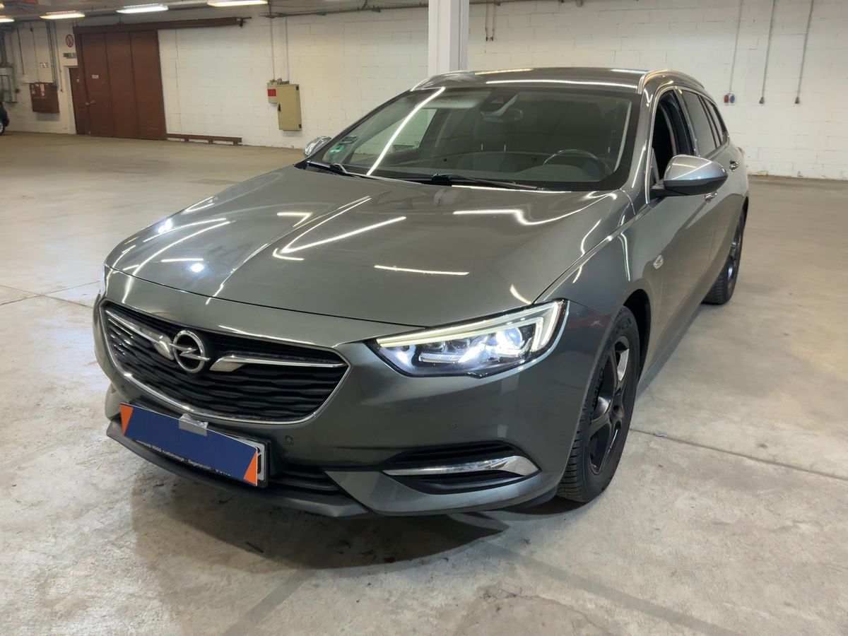 Opel Insignia 2017 — photo 1