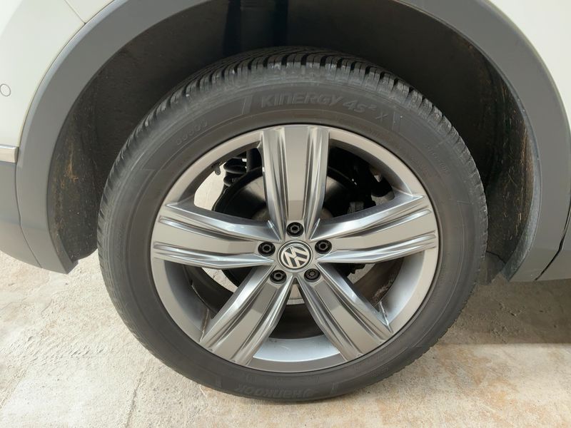 Volkswagen Tiguan 2.0 TDI Highline 4Motion BlueMotion Tech 2017 – снимка 9