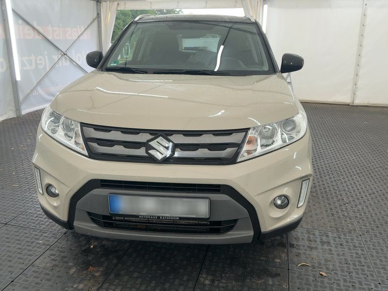 Suzuki Vitara 1.6 DDiS Comfort+ 4x4 — zdjęcie 9