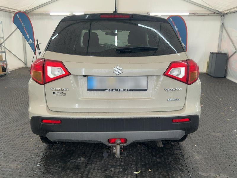 Suzuki Vitara 1.6 DDiS Comfort+ 4x4 — zdjęcie 5