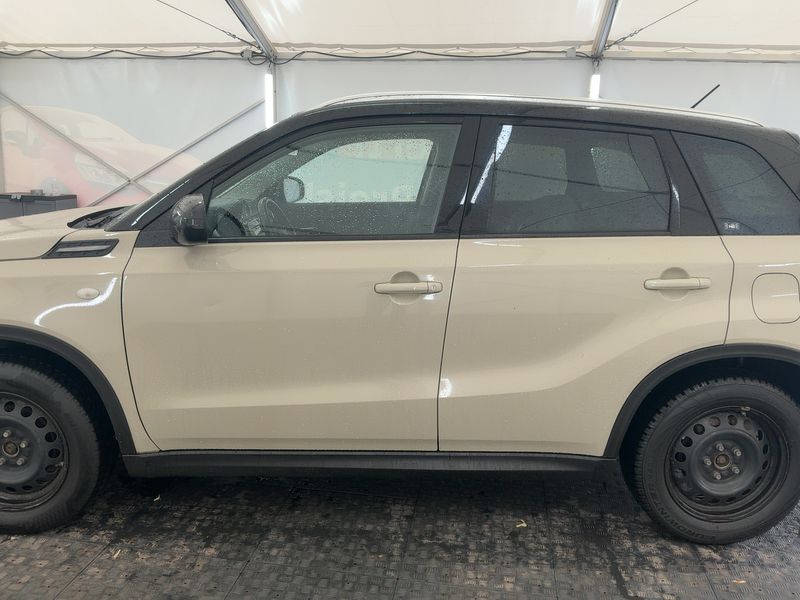 Suzuki Vitara 1.6 DDiS Comfort+ 4x4 — zdjęcie 4
