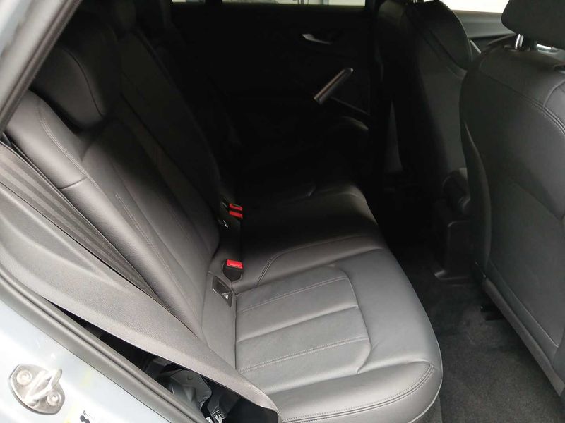 Audi Q2 35 TFSI Sport — zdjęcie 14