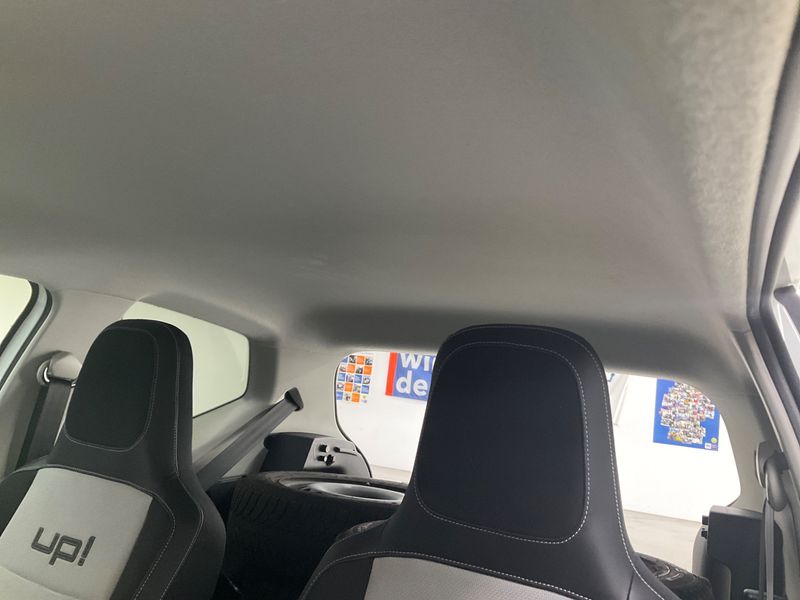Volkswagen up! 1.0 White up! 2012 – снимка 23