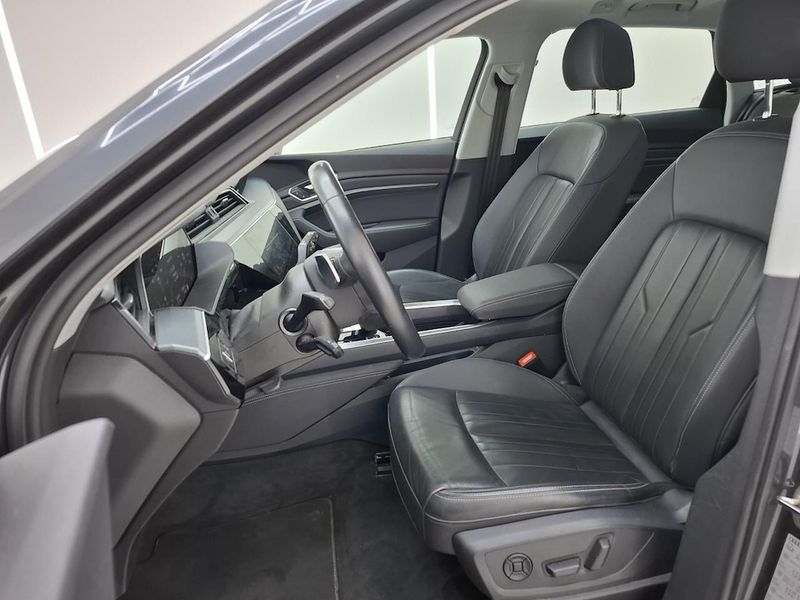 Audi e-tron 55 quattro Advanced — zdjęcie 6